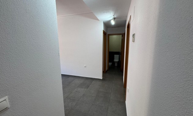 Venta - Apartamento / piso -
Almoradi - Centro urbano 2