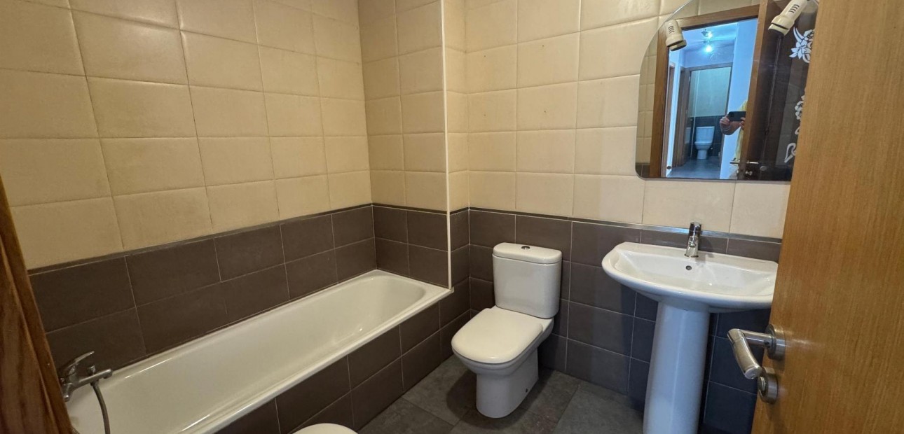 Venta - Apartamento / piso -
Almoradi - Centro urbano 2