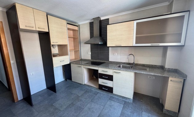 Venta - Apartamento / piso -
Almoradi - Centro urbano 2