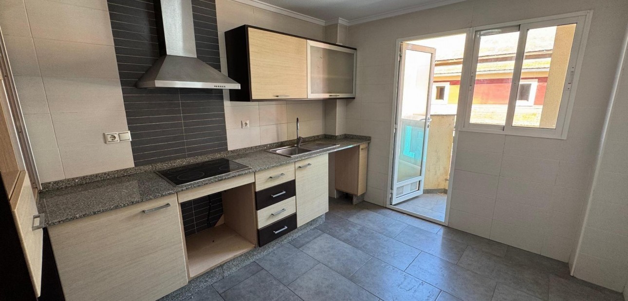 Venta - Apartamento / piso -
Almoradi - Centro urbano 2