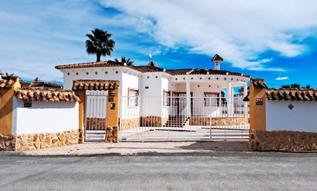 Venta - Country Property -
Catral - Catral - Country