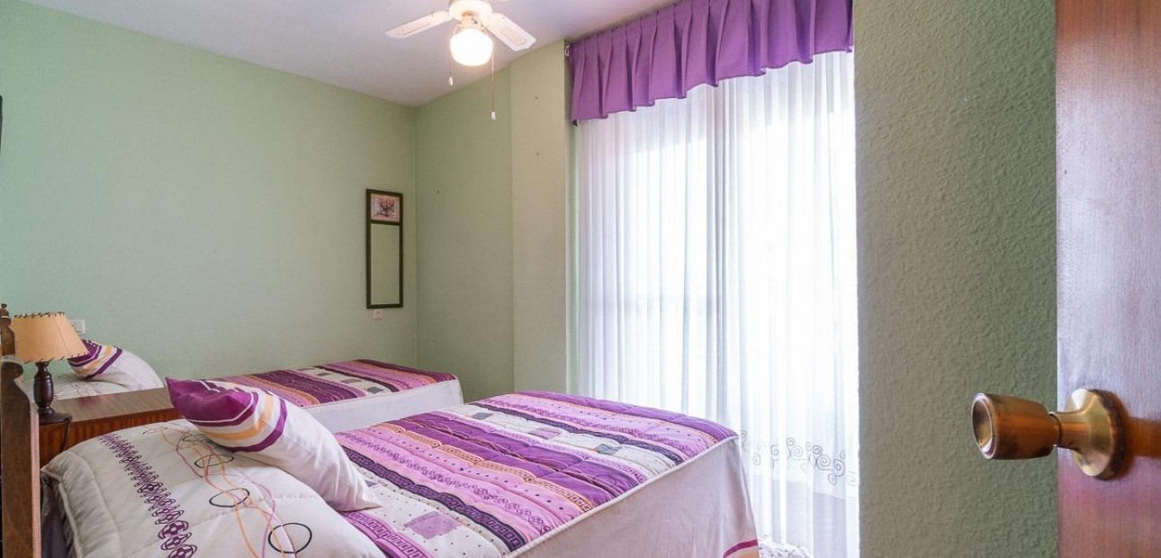 Sale - Apartment / flat -
Torrevieja - Rocio del mar