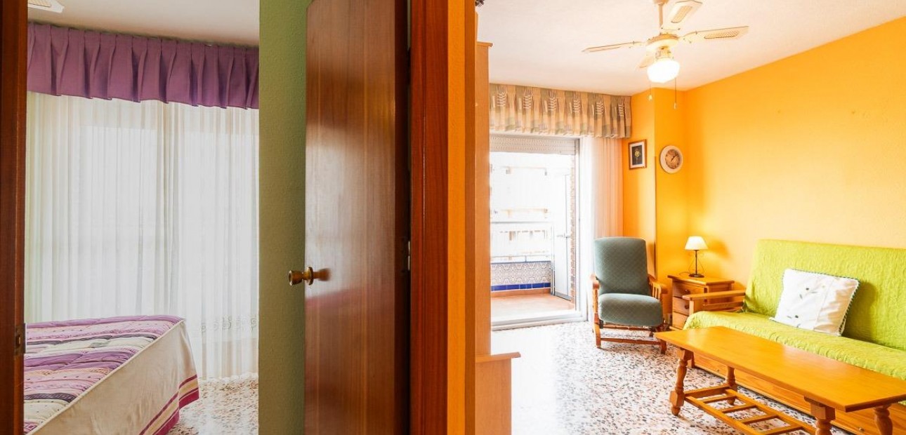 Sale - Apartment / flat -
Torrevieja - Rocio del mar