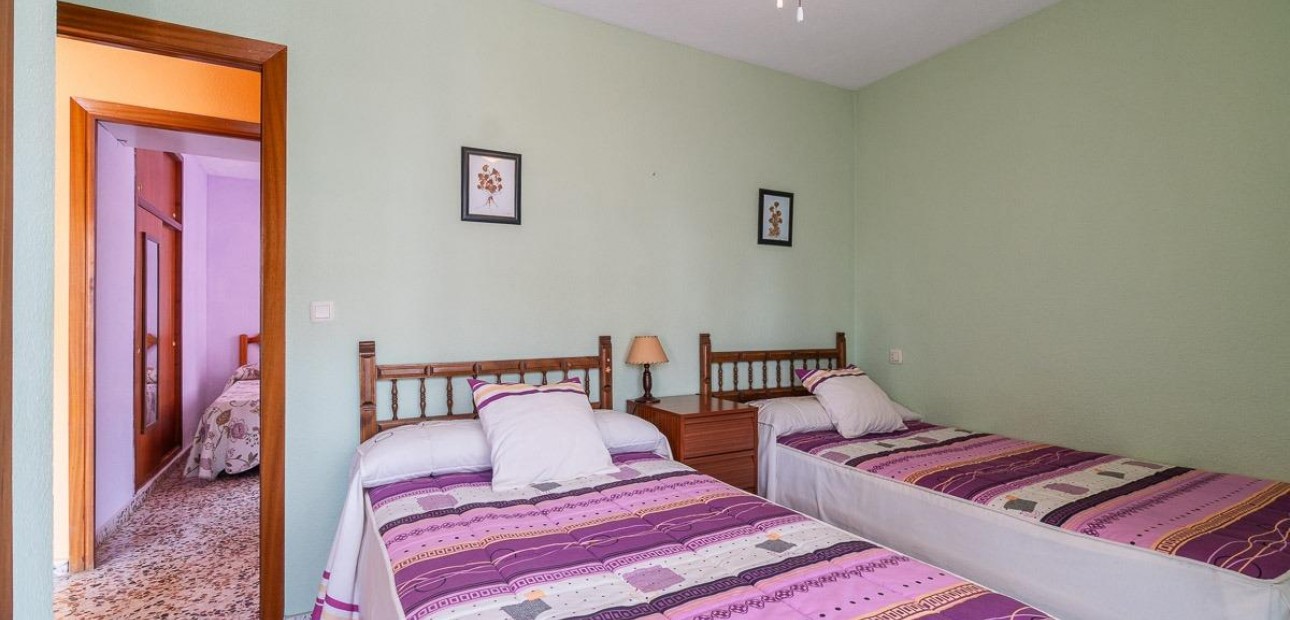 Sale - Apartment / flat -
Torrevieja - Rocio del mar
