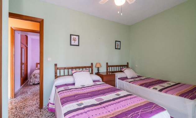 Sale - Apartment / flat -
Torrevieja - Rocio del mar