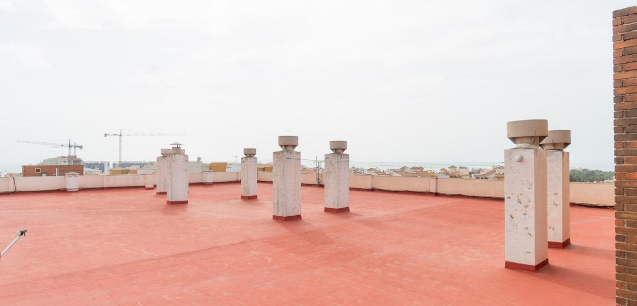 Sale - Apartment / flat -
Torrevieja - Rocio del mar