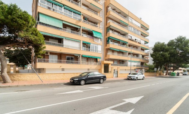 Sale - Apartment / flat -
Torrevieja - Rocio del mar