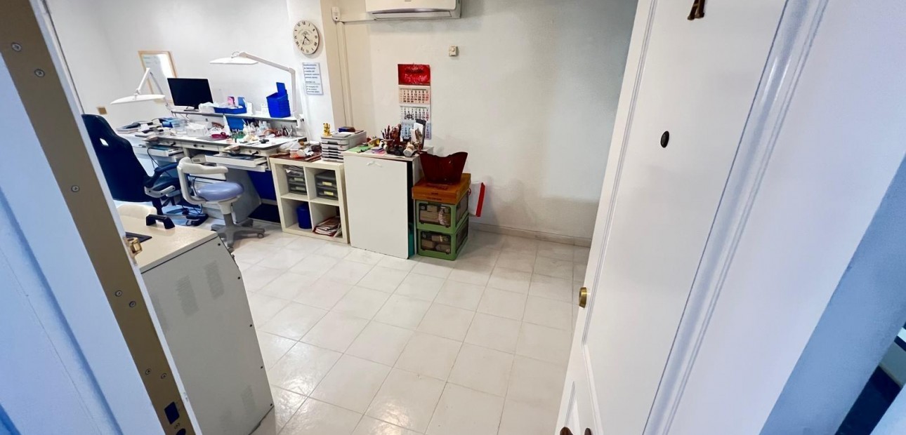 Venta - Apartamento / piso -
Torrevieja - torrevieja