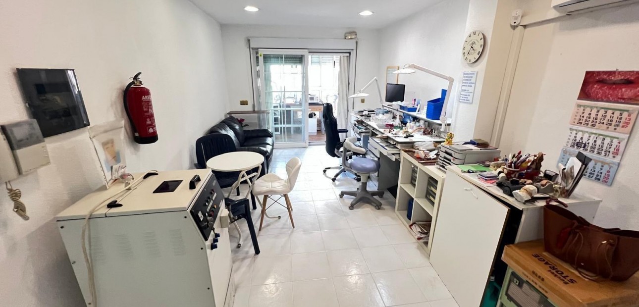 Venta - Apartamento / piso -
Torrevieja - torrevieja