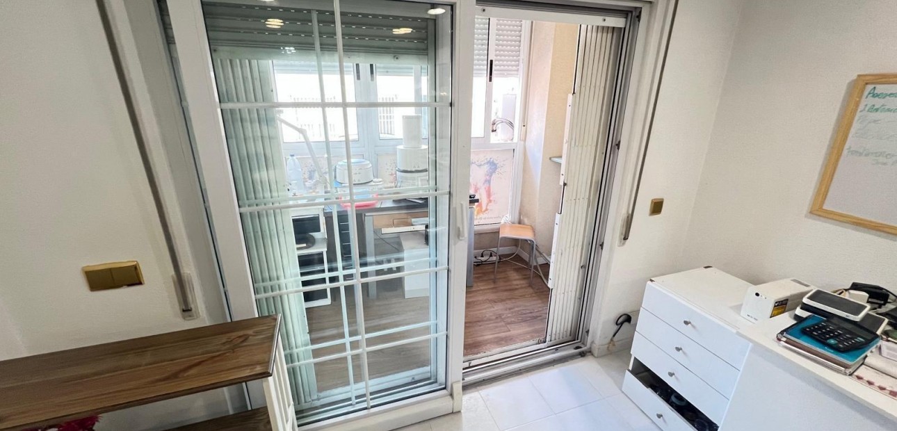Venta - Apartamento / piso -
Torrevieja - torrevieja