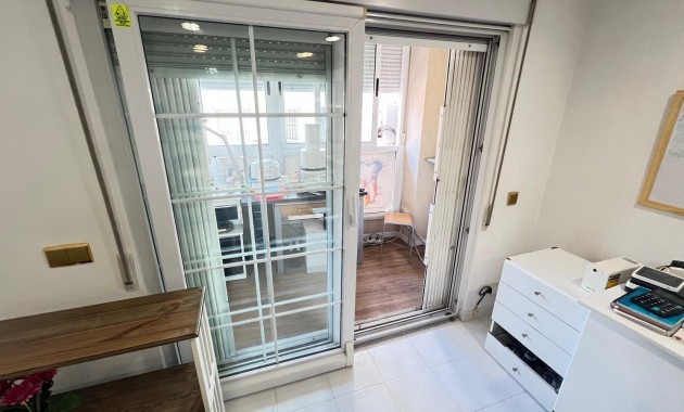 Venta - Apartamento / piso -
Torrevieja - torrevieja