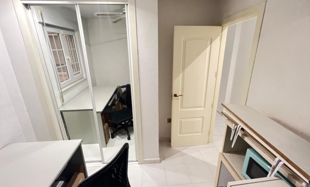 Venta - Apartamento / piso -
Torrevieja - torrevieja