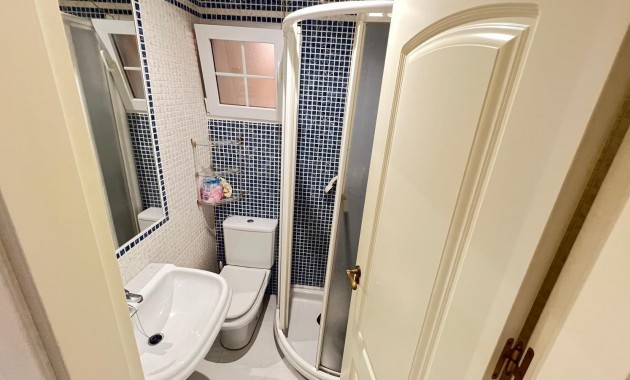 Venta - Apartamento / piso -
Torrevieja - torrevieja