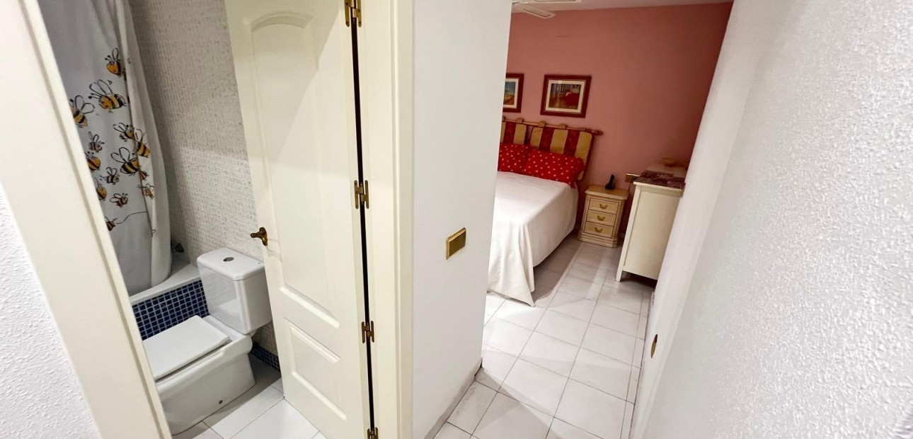 Venta - Apartamento / piso -
Torrevieja - torrevieja