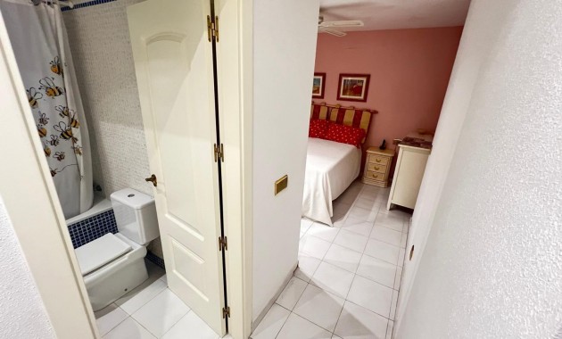 Venta - Apartamento / piso -
Torrevieja - torrevieja