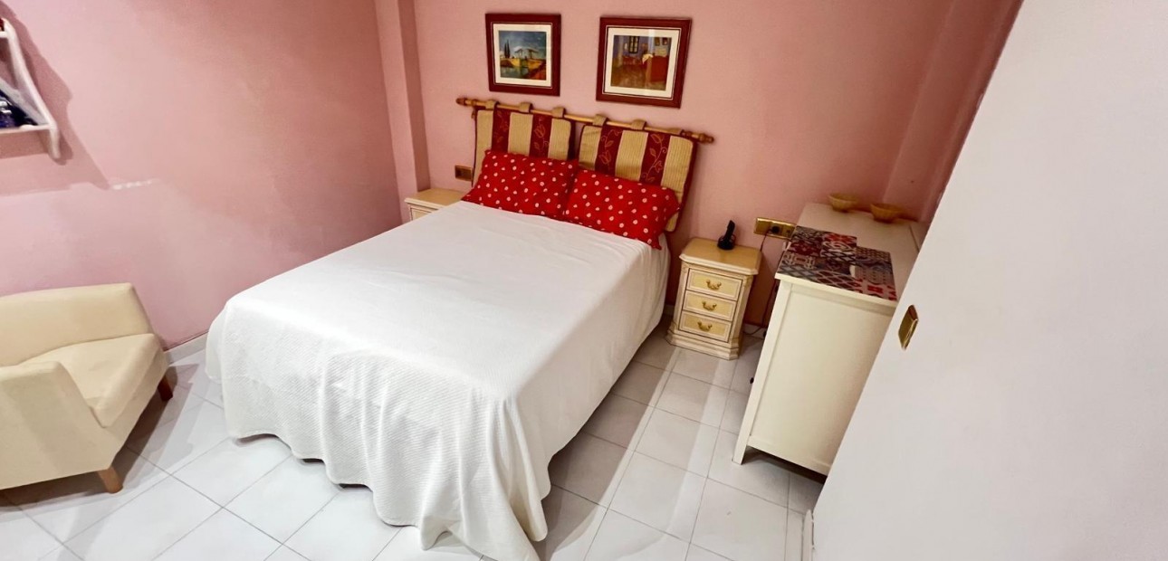 Venta - Apartamento / piso -
Torrevieja - torrevieja