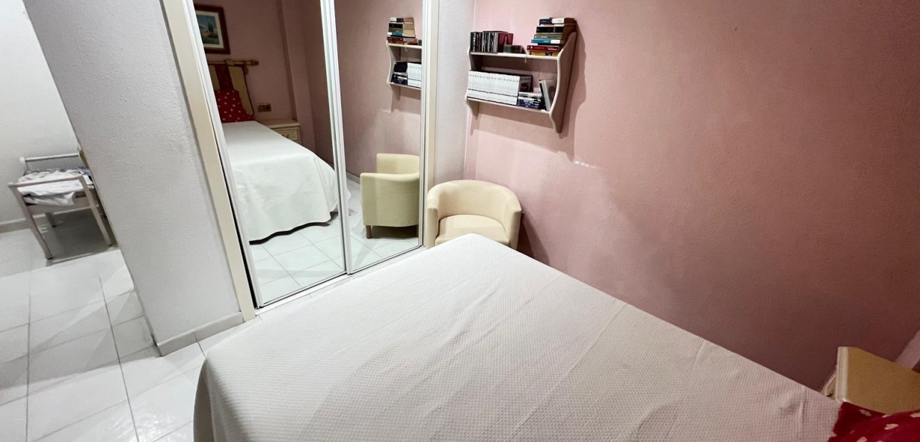 Venta - Apartamento / piso -
Torrevieja - torrevieja