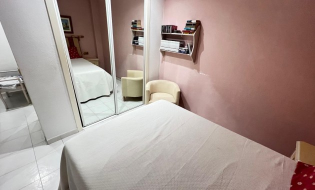 Venta - Apartamento / piso -
Torrevieja - torrevieja