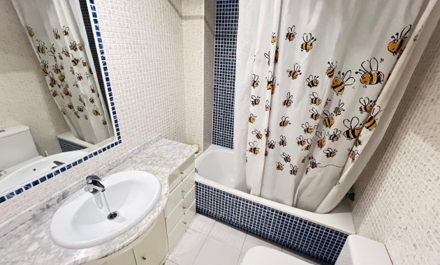 Venta - Apartamento / piso -
Torrevieja - torrevieja