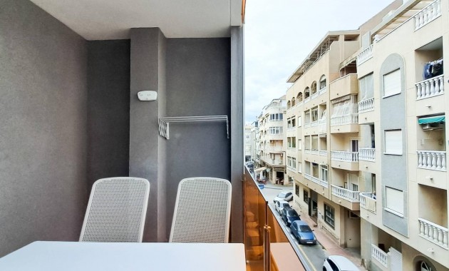 Venta - Apartamento / piso -
Torrevieja - Acequion