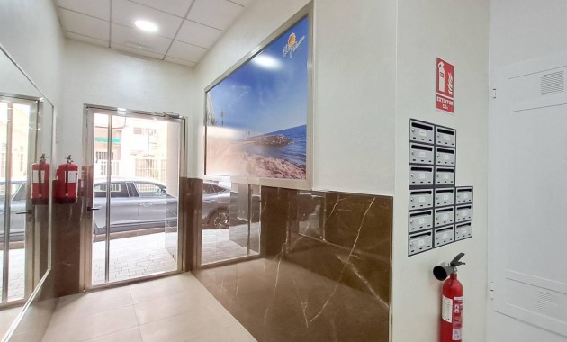 Venta - Apartamento / piso -
Torrevieja - Acequion