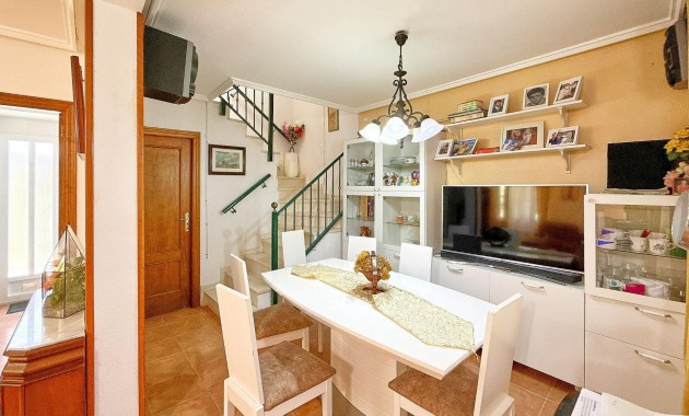 Venta - Terraced house -
Orihuela Costa - La Florida