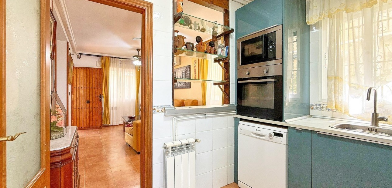 Venta - Terraced house -
Orihuela Costa - La Florida