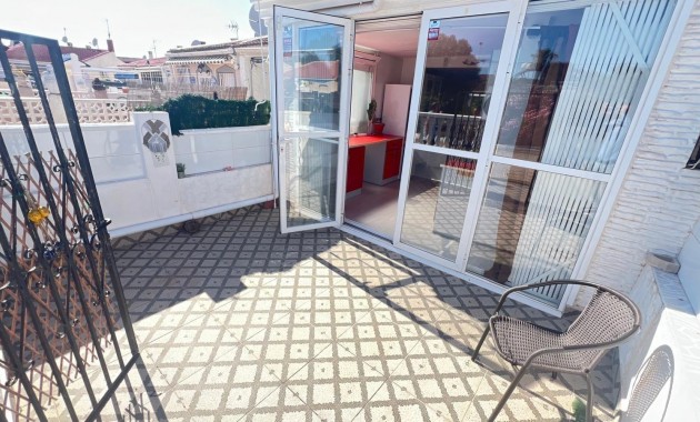 Venta - Bungalow -
Torrevieja - La Siesta - El Salado - Torreta