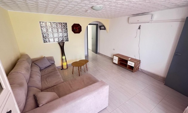 Venta - Bungalow -
Torrevieja - La Siesta - El Salado - Torreta