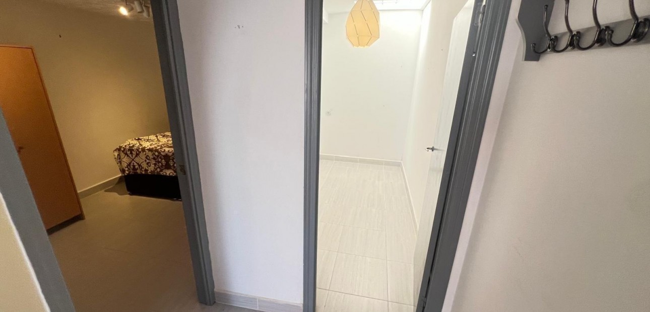 Venta - Bungalow -
Torrevieja - La Siesta - El Salado - Torreta