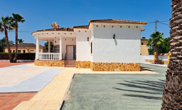 Herverkoop - Country Property -
Catral - Catral - Country