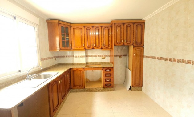 Herverkoop - Villa -
La marina - La Marina