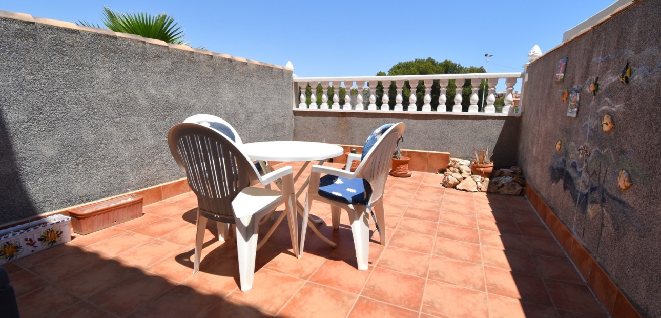 Herverkoop - Herenhuis -
Orihuela Costa - Playa Flamenca