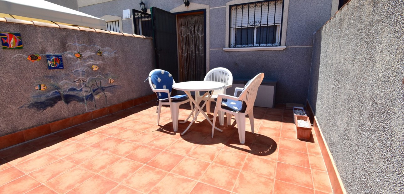Herverkoop - Herenhuis -
Orihuela Costa - Playa Flamenca