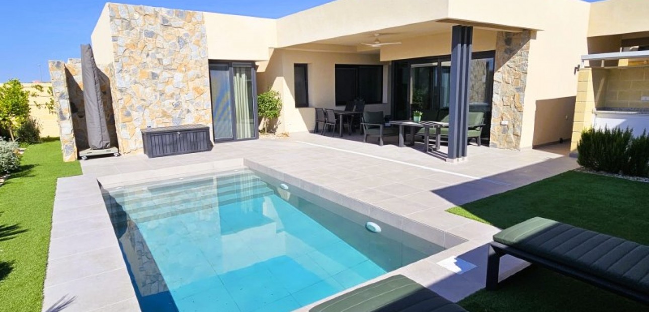 Venta - Villa -
BAÑOS Y MENDIGO - Murcia