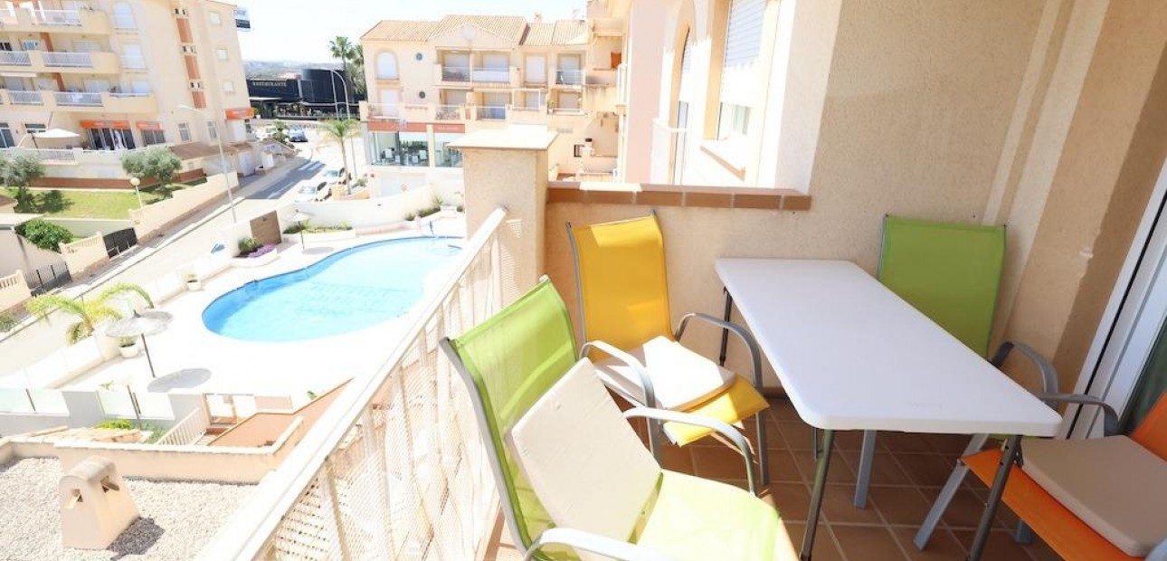 Sale - Apartment / flat -
Orihuela Costa - Campoamor