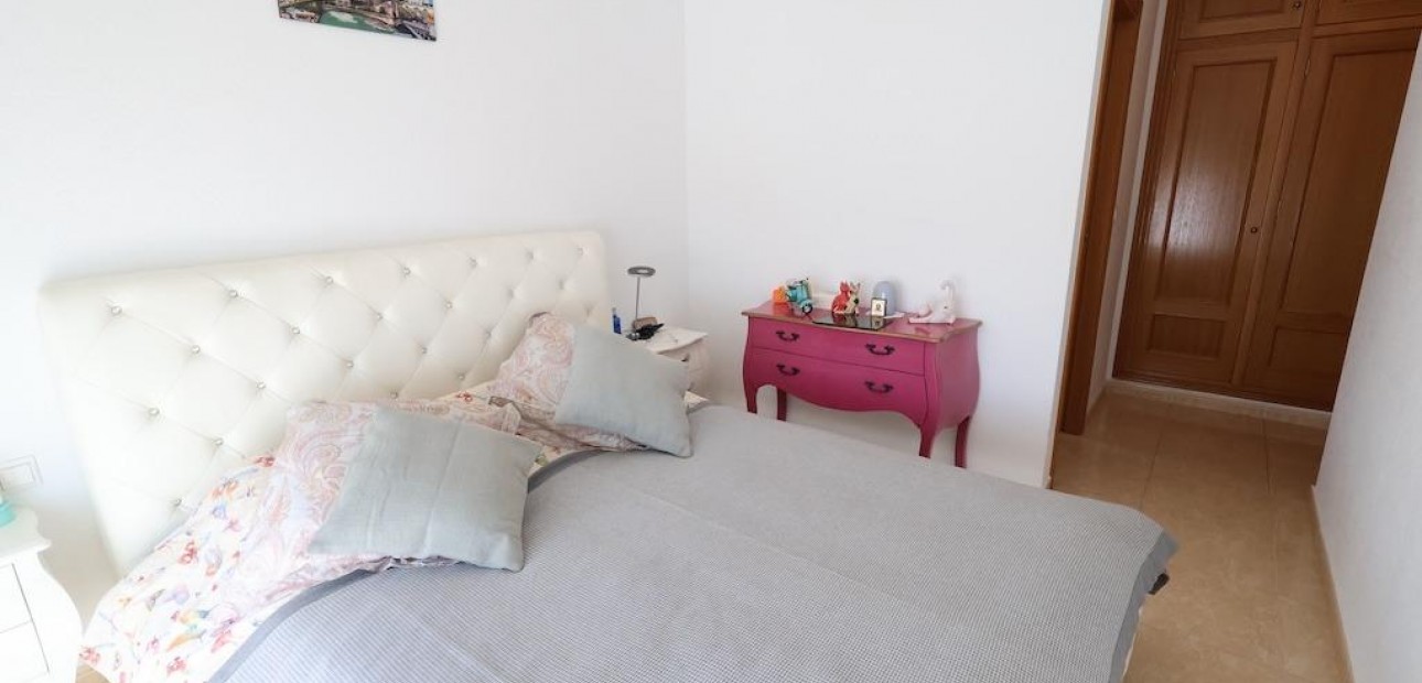 Sale - Apartment / flat -
Orihuela Costa - Campoamor