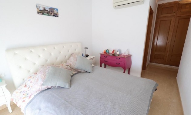 Sale - Apartment / flat -
Orihuela Costa - Campoamor