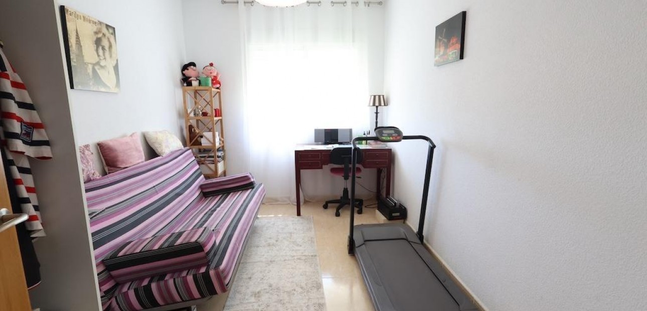 Sale - Apartment / flat -
Orihuela Costa - Campoamor