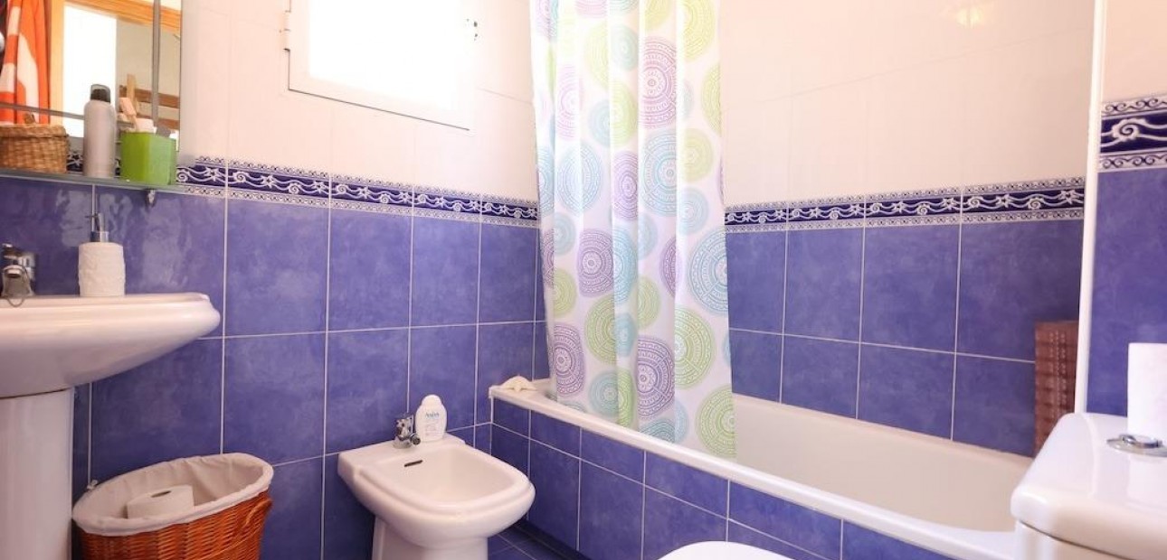 Sale - Apartment / flat -
Orihuela Costa - Campoamor