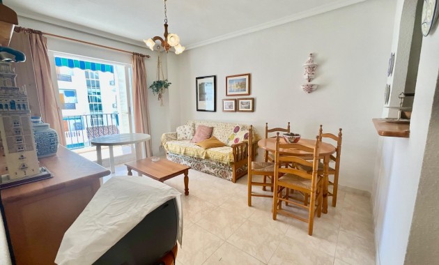 Herverkoop - Appartement / flat -
Torrevieja - La Mata
