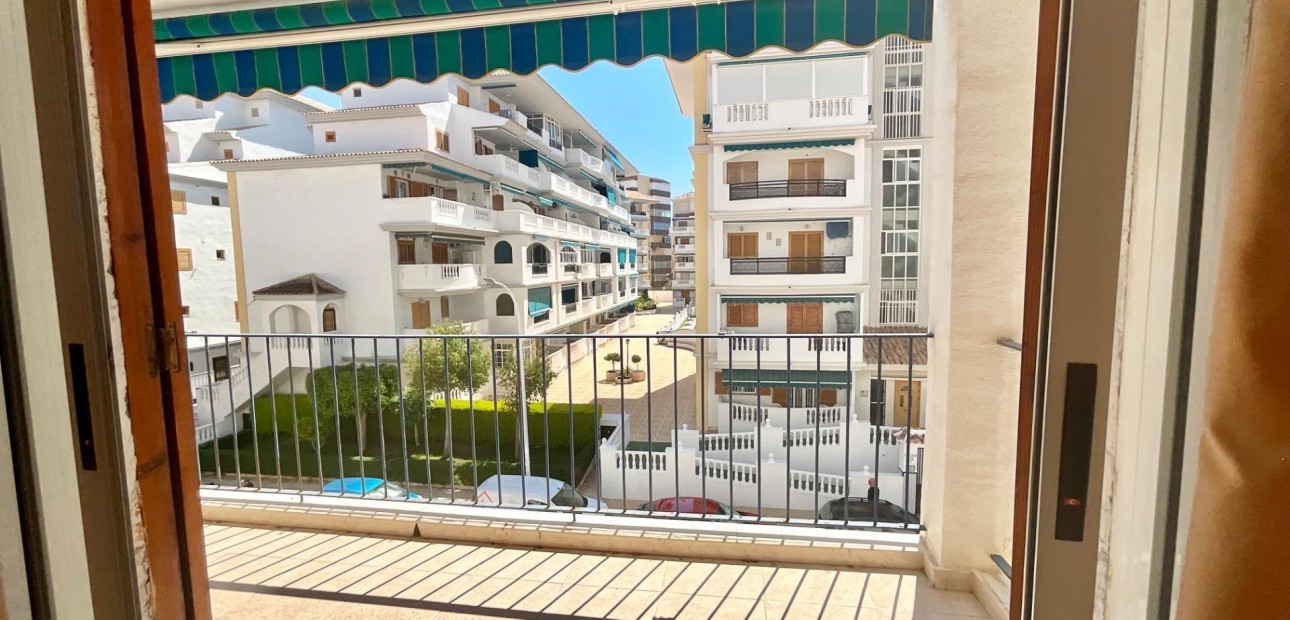 Herverkoop - Appartement / flat -
Torrevieja - La Mata