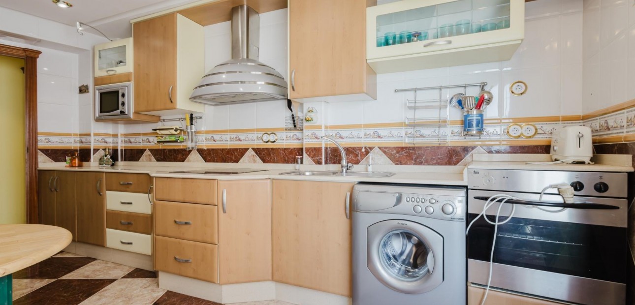 Sale - Apartment / flat -
Torrevieja - torrevieja