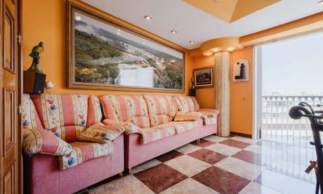 Sale - Apartment / flat -
Torrevieja - torrevieja