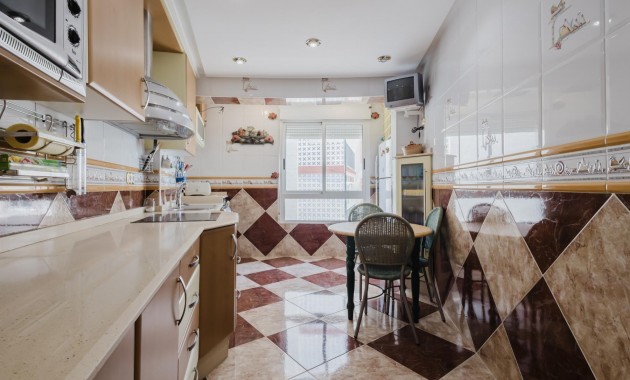 Sale - Apartment / flat -
Torrevieja - torrevieja
