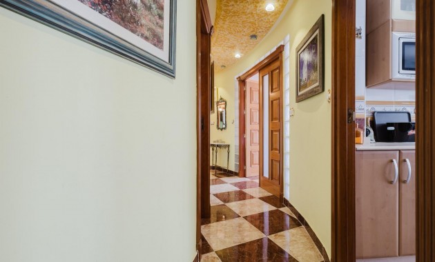 Sale - Apartment / flat -
Torrevieja - torrevieja