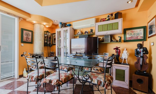 Sale - Apartment / flat -
Torrevieja - torrevieja