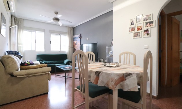 Herverkoop - Appartement / flat -
Torrevieja - Torrevieja - Centre