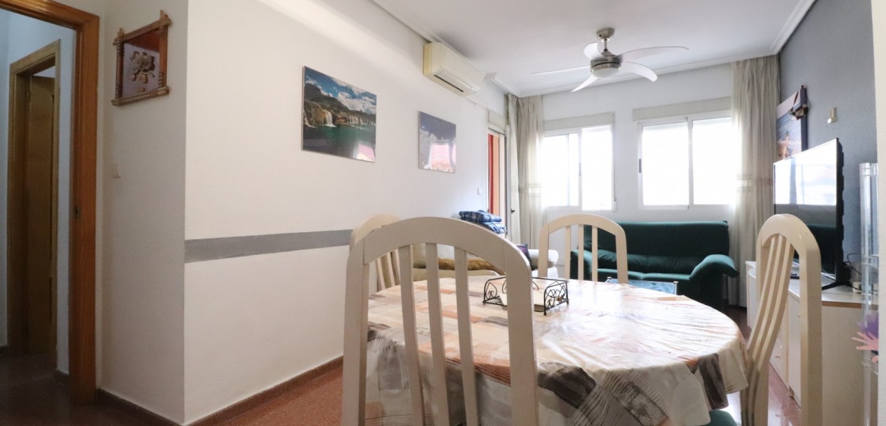 Herverkoop - Appartement / flat -
Torrevieja - Torrevieja - Centre