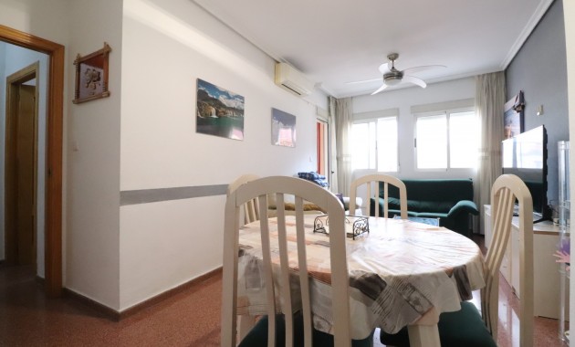 Herverkoop - Appartement / flat -
Torrevieja - Torrevieja - Centre
